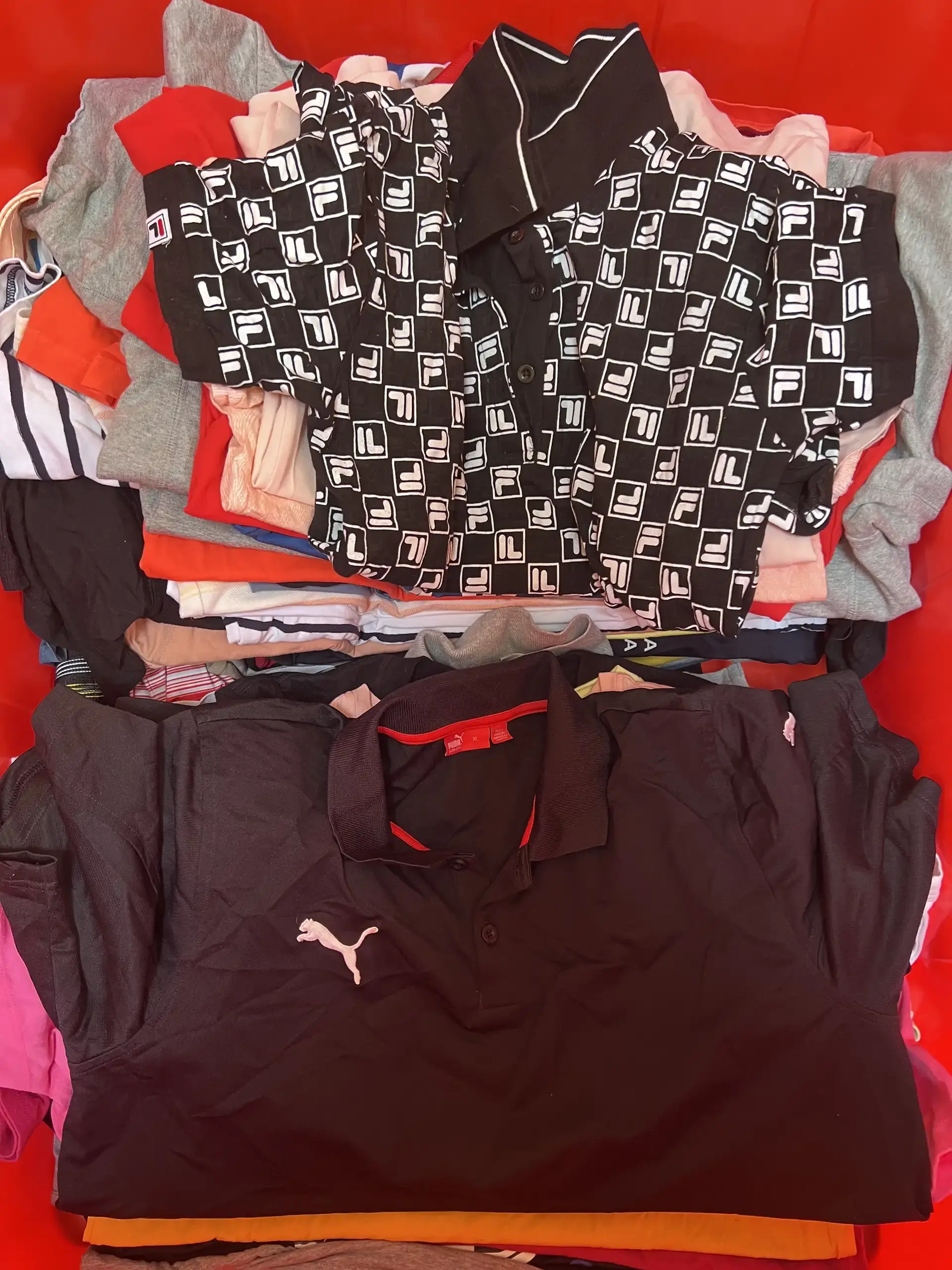 RealismThrift Grading Standards Step 3 - Precise A B C Grade Selection for Wholesale Clothing Batches