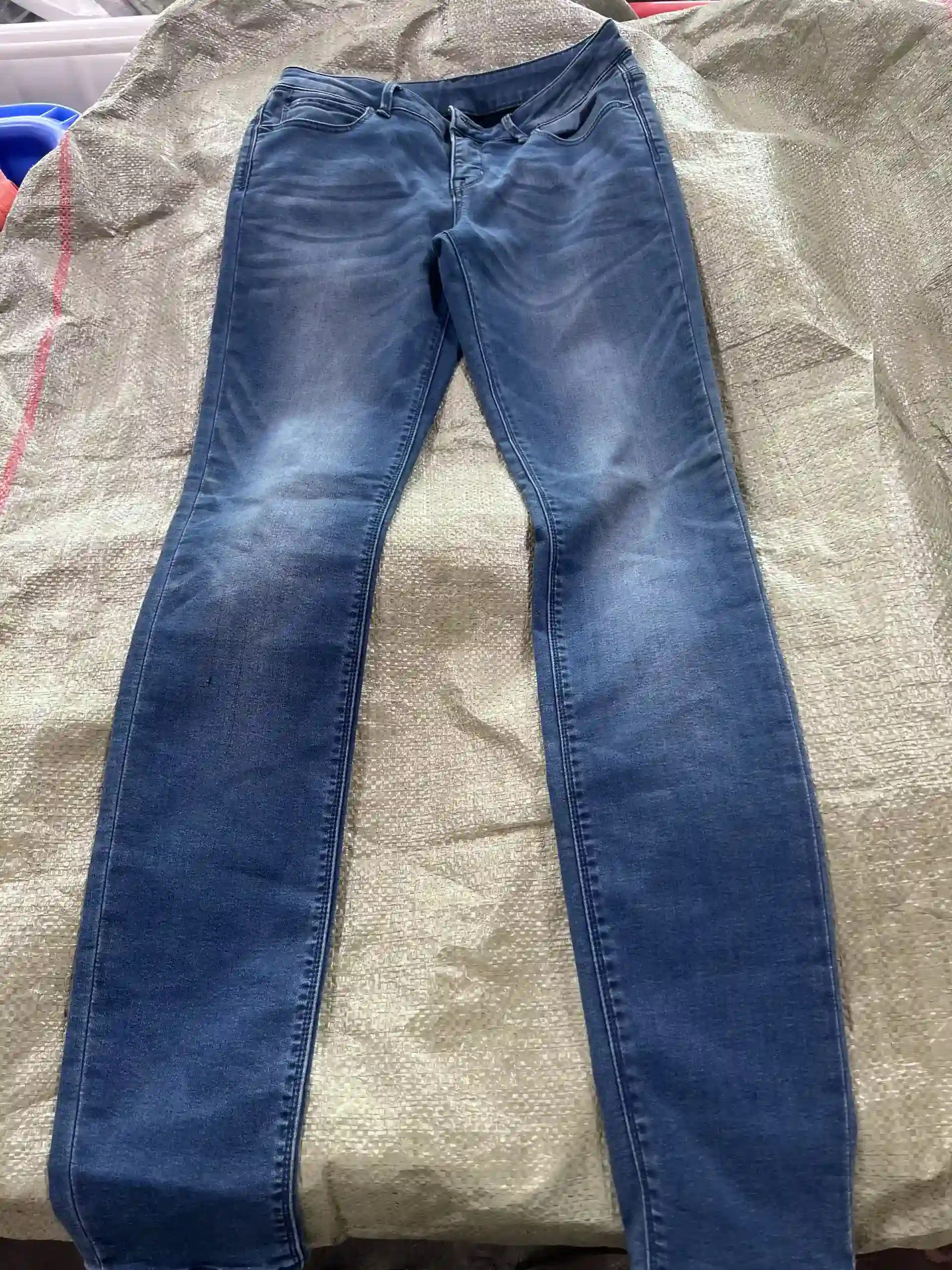 RealismThrift Wholesale Used Brand Jeans - Premium Grade Bulk Inventory
