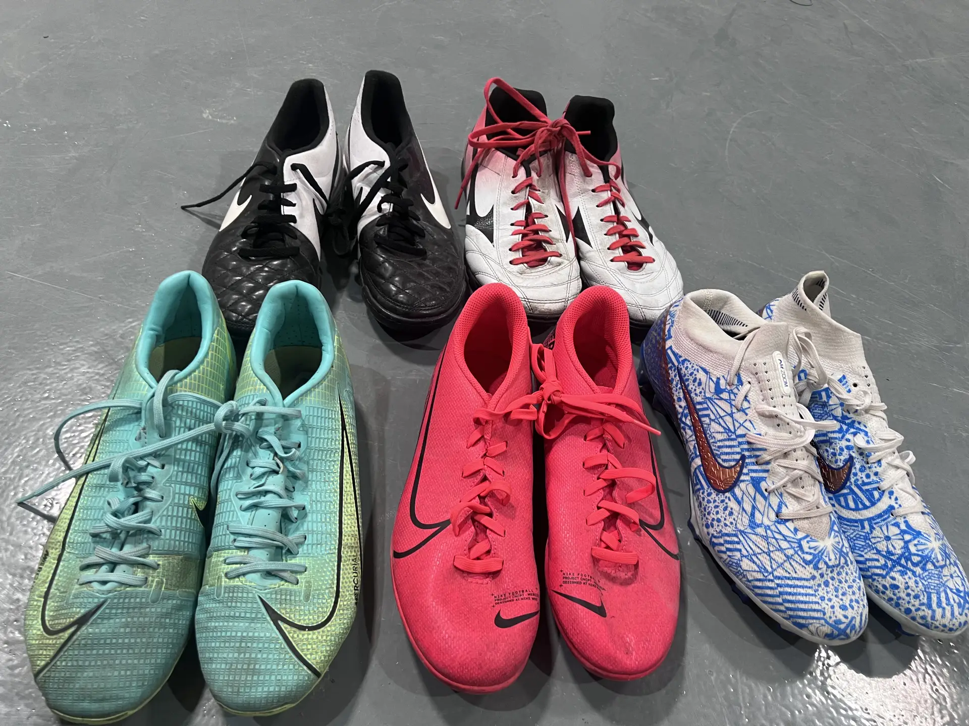 RealismThrift Shoe Process Step 01 - Collection & Pairing Check for Bulk Branded Sneakers Export